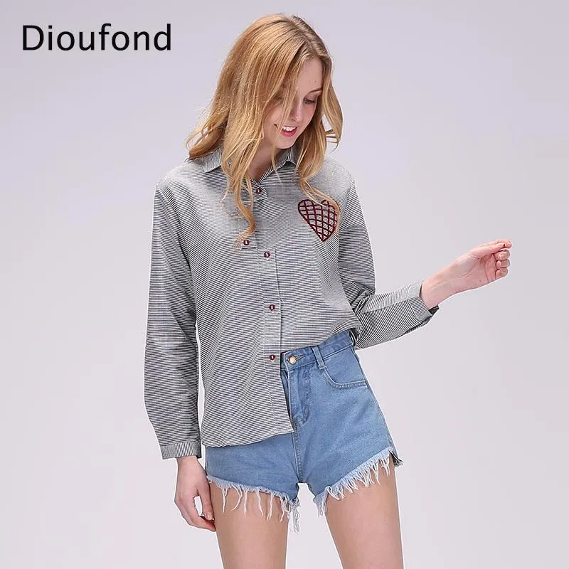 Dioufond Women Blouses Cotton Heart Embroidery Long Sleeve Shirt Women Cardigan  2017 New Fashion Summer Ladies Office Blouse