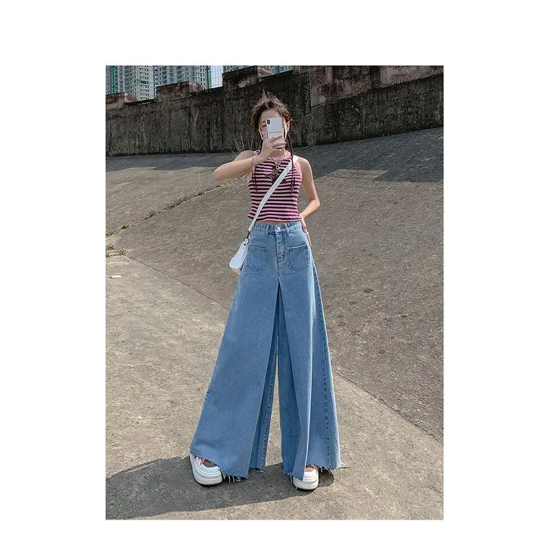 High-Waisted Frayed Edge Loose Fit Wide-Leg Jeans