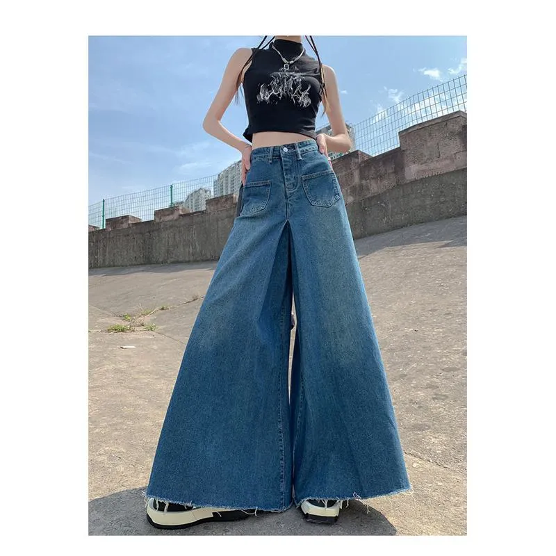 High-Waisted Frayed Edge Loose Fit Wide-Leg Jeans