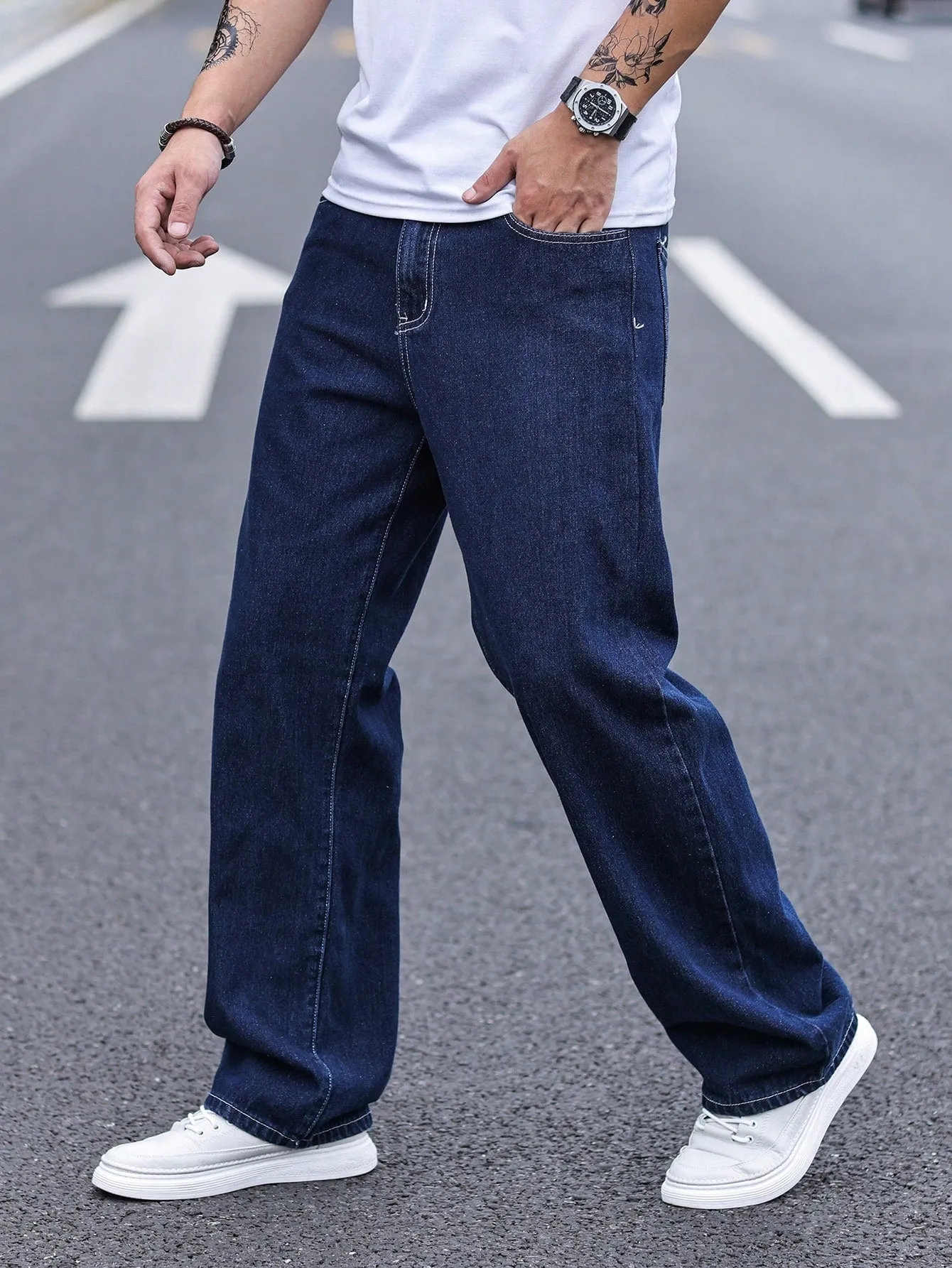 Manfinity Hypemode Men Pocket Straight Leg Jeans